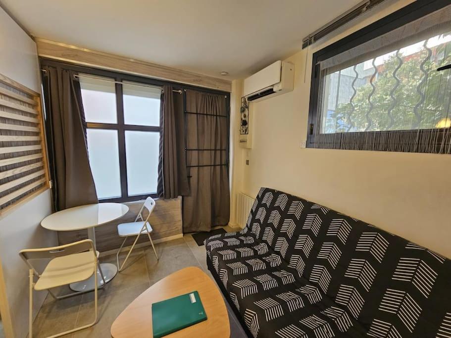 Studio Tout Equipe Et Chaleureux En Rez De Chaussee, Parfait Pour Explorer Montpellier Exteriér fotografie